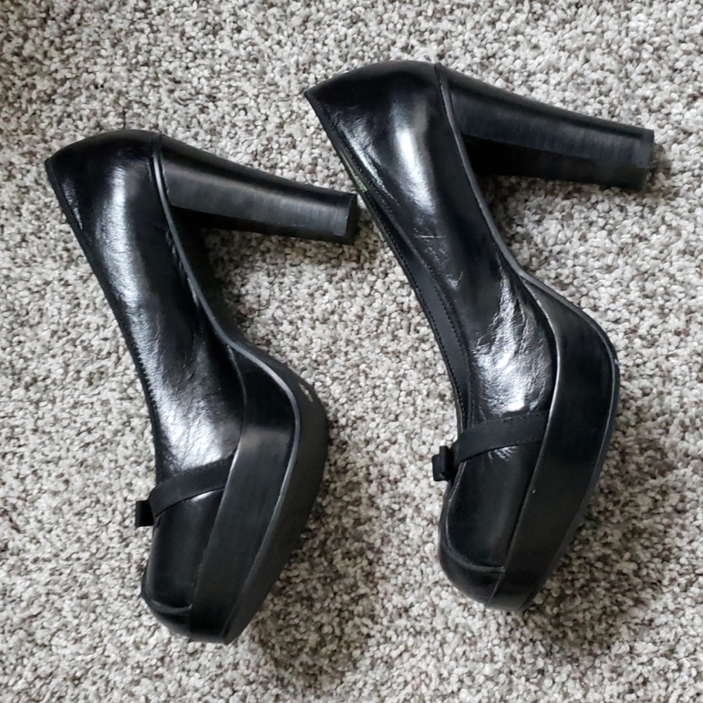 Rocket Dog Leather Pump